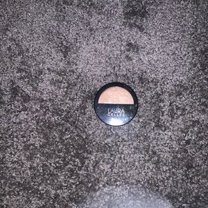 Laura Geller Color Correcting foundation. Baked Balance and Brighten.